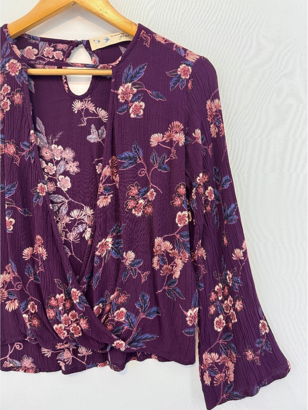 Anthropologie Boho Floral Wrap Blouse Bell Sleeve Romantic Purple Top Size Small - Picture 3 of 8